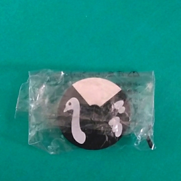 Swan Bird 🦢 Coin Wood Token - Picture 2 of 5